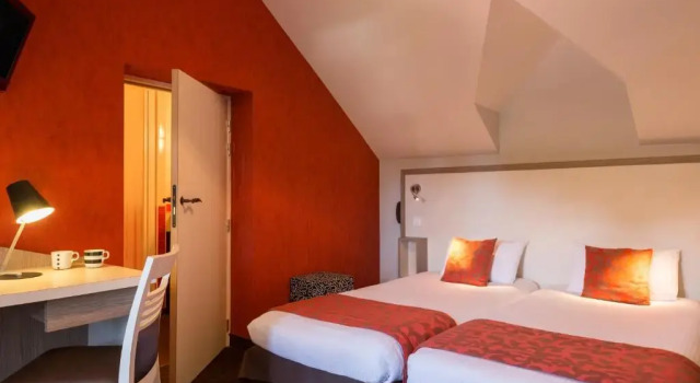 Двухместный номер Comfort Domaine Le Martinet, The Originals Relais