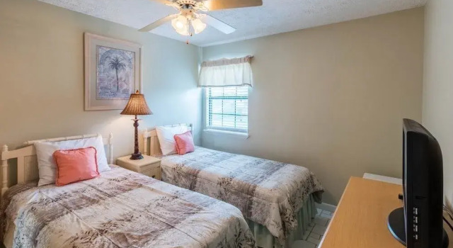 Lullwater Drive 301 C-423 - 2 Br condo by RedAwning