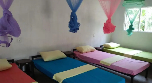 Кровать в общем номере Helena Hostel