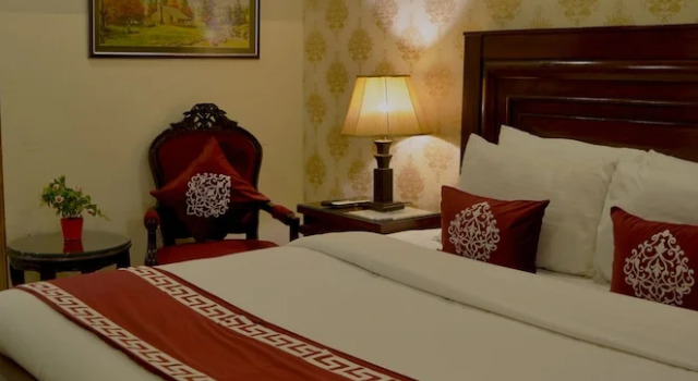 Двухместный клубный номер Standard с видом на горы Holiday Grand Resort Bhurban