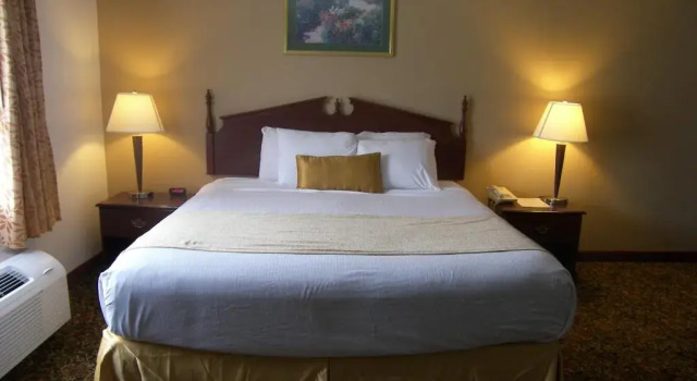 Номер Standard Baymont by Wyndham Mount Vernon Renfro Valley