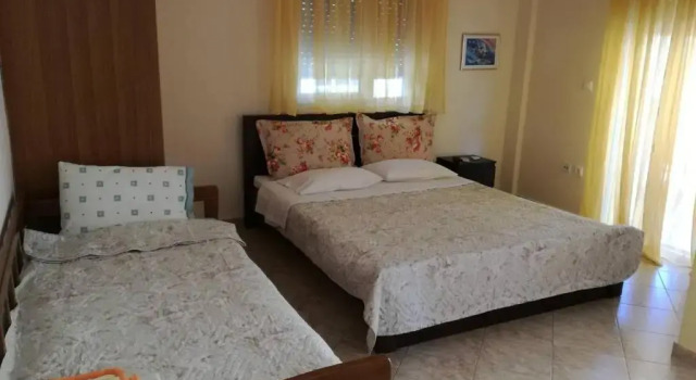 Litsa 2, Book Apartment  