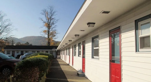 Monument Mountain Motel, Boek Motel Great Barrington Butternut Ski