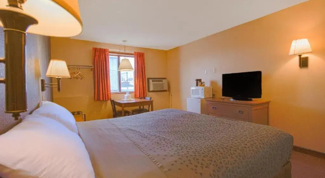Номер Standard Econo Lodge Junction City I-70 Near Fort Riley