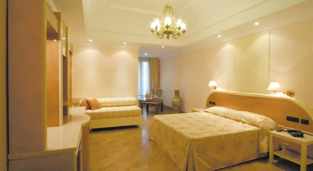 Четырёхместный номер Standard LH Hotel Domus Caesari