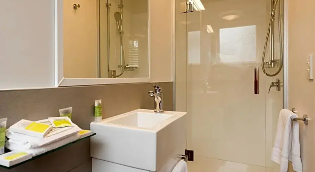 Номер Standard Heartland Hotel Glacier Country