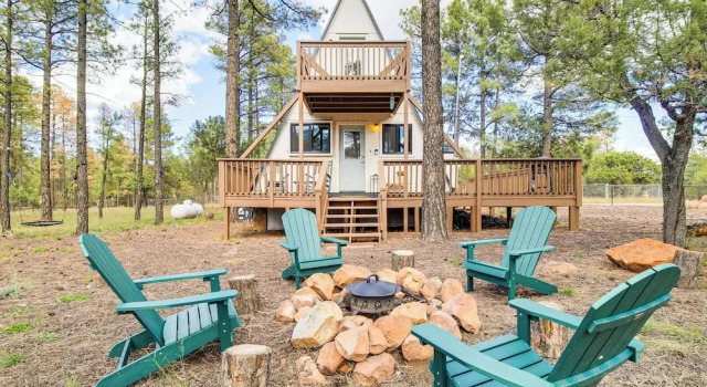 Коттедж Rim Country Retreat: A-frame Cabin w/ Large Deck