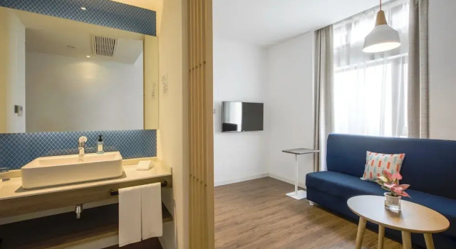 Двухместный люкс Holiday Inn Express Zhangjiagang Free Trade Zone by IHG