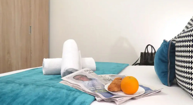 Студия Tudors eSuite Grand Central Aparthotel