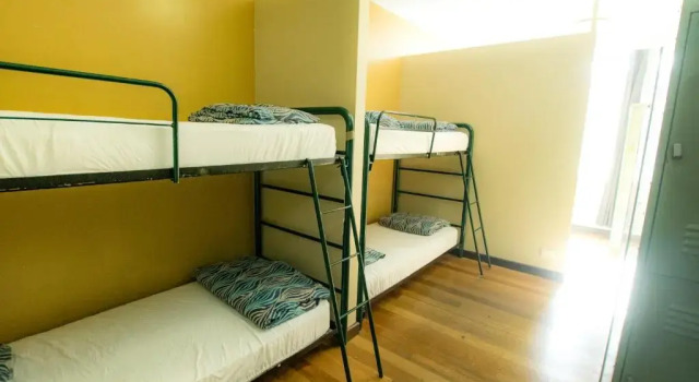 Кровать в общем номере Melbourne City Backpackers