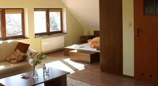 Hotel Koniuszy, Забронировать Отель Сребрна Гура 