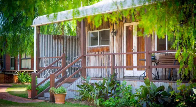 Peppercorn Cabin, Забронировать Отель Брок Hunter Valley, рядом с Винодельня Stomp Wine