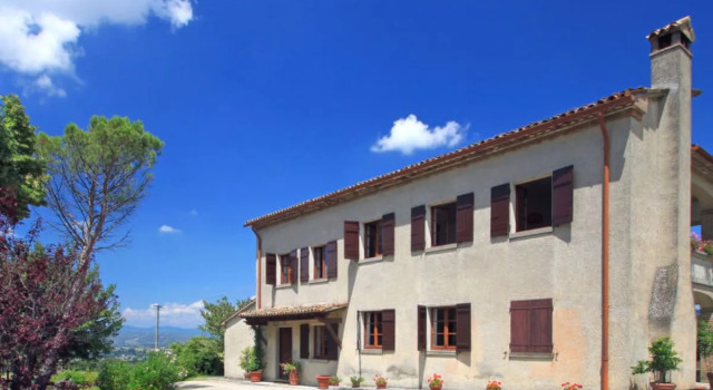 Montebello 33097, Rezervovat Hotel Citerna Umbrie