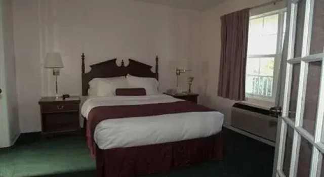 Cayo Grande Suites Hotel, Book Hotel Fort Walton Beach Emerald Coast