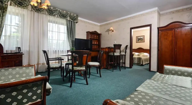 Люкс Presidential Hotel Zubrówka Bialowieza