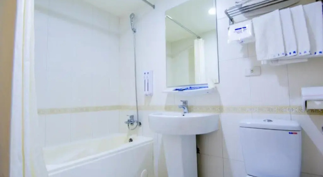 Четырёхместный семейный номер Standard Sanduo Hotel