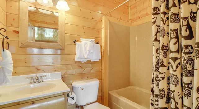 Коттедж с 2 комнатами с балконом 'mountain Dreams' Cabin: Hot Tub, Sauna & Views!