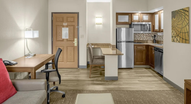 Люкс c 1 комнатой Staybridge Suites Chattanooga-Hamilton Place by IHG