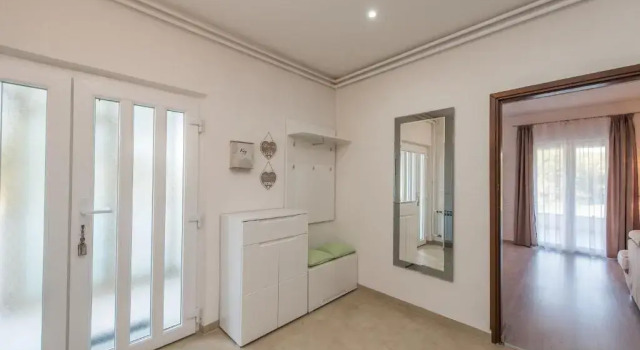 Коттедж с 3 комнатами Holiday Home Dominik