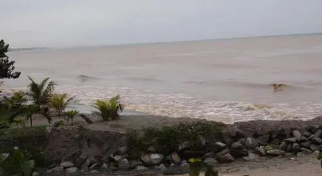 Ensuenos Del Mar, Prenota Hotel La Ceiba Atlantis