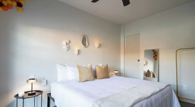 Casa Lumos - Minimalist Comfort Suites in Centro Historico