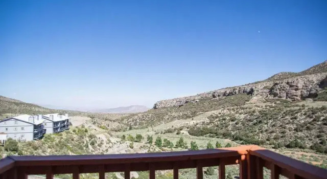 Номер Deluxe The Retreat on Charleston Peak