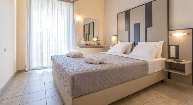 Двухместный номер Standard с балконом Glaros Hotel