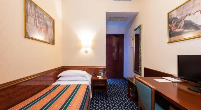 Одноместный номер Hotel Royal