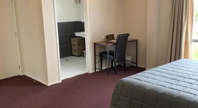 Forest Lodge, Забронировать Отель Отели Метвен 3 звезды, 3*