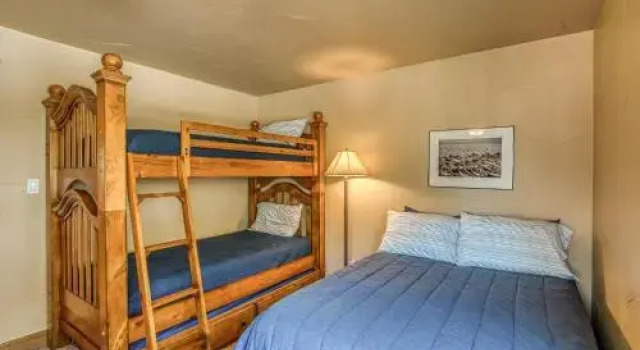 Just Remodeled 2 Story Condo in E. Vail 4192 Spruce Way, #204, Vail, CO 81657, Забронировать Апартаменты/квартира Вейл Roosevelt National Forest, рядом с Vail Racquet Club