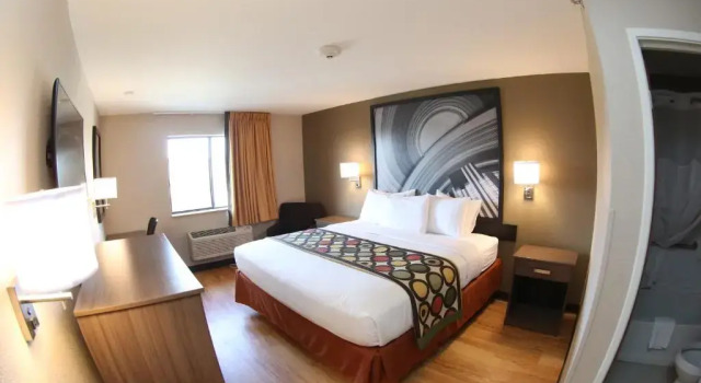 Номер Standard Super 8 by Wyndham Portsmouth