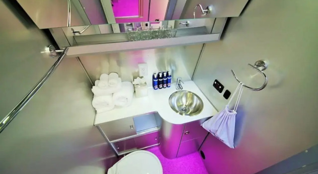 Номер Deluxe metro hotel and Cafe