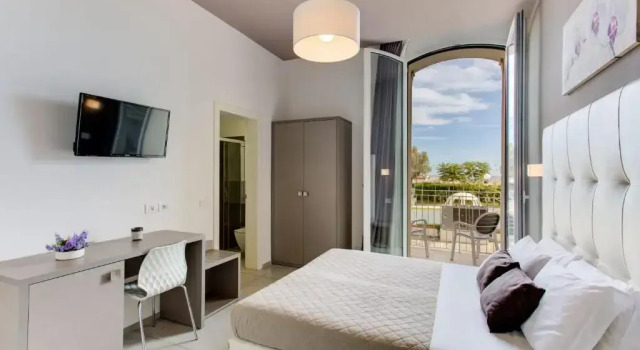 Двухместный номер Standard с балконом Hotel Villa Augustea