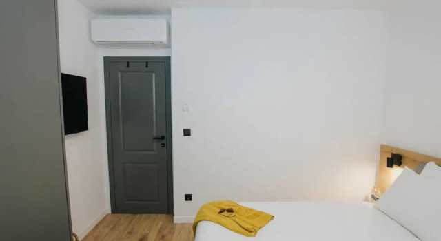 Oleander Urban Suites, high-speed internet, beach at 250, PET friendly, Забронировать Апартаменты/квартира Апартаменты Трогир, рядом с Общественный Пляж Кузмич, Апартаменты/квартира