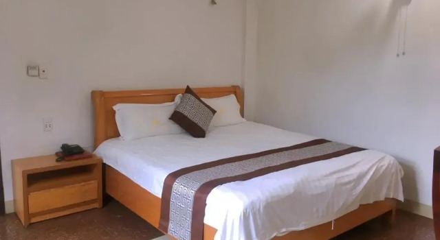 Song Hong View Hotel