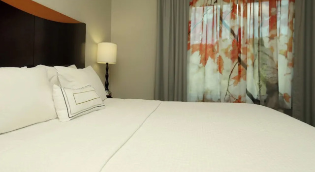 Люкс Fairfield Inn & Suites by Marriott Harrisburg West/New Cumberland