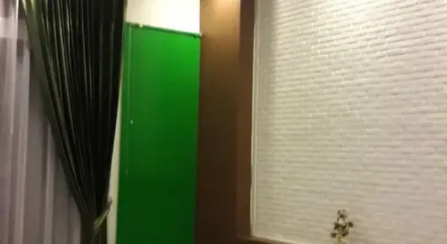 Двухместный люкс Comfort с балконом Хостел Vanilla Hostel & Bar