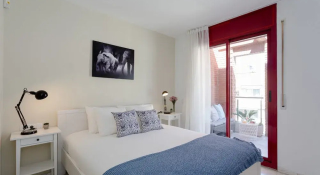 Unique Rentals - Stylish Seafront Duplex