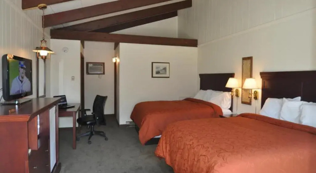 Четырёхместный номер Standard Tea Island Resort