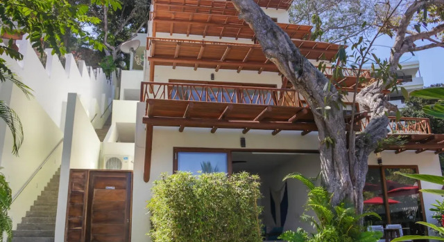 Полулюкс с видом на бассейн Ysuri Sayulita - Beachfront Hotel