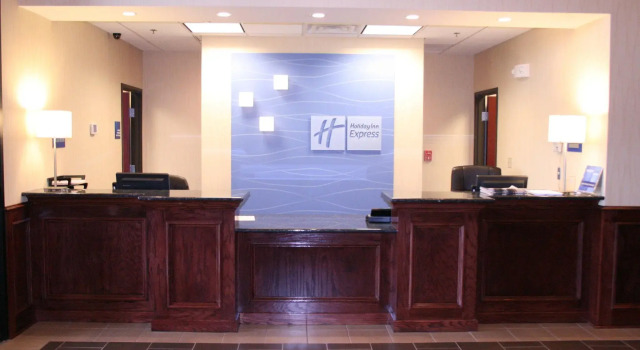 Holiday Inn Express Hotel & Suites Pratt by IHG
