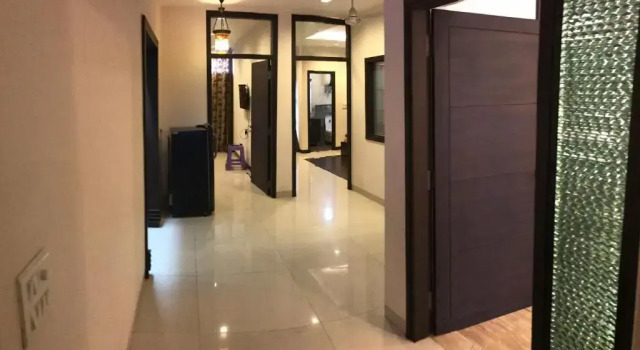 Spacious 3bhk apartment!