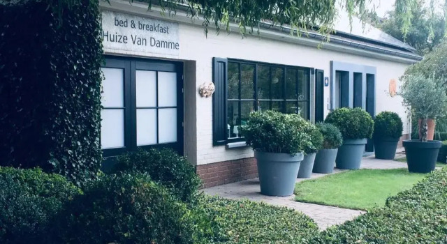 Люкс B&B Huize Van Damme