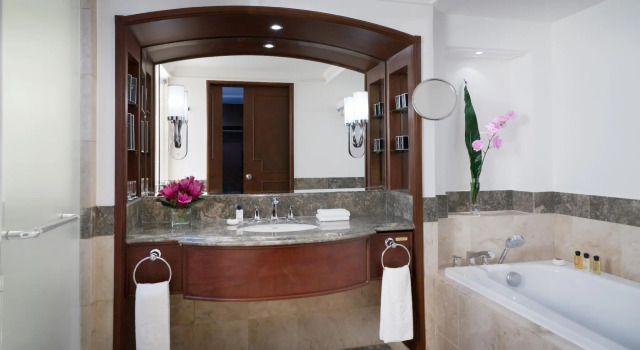 Люкс Deluxe The Peninsula Manila
