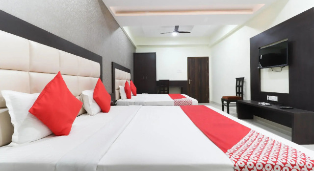 OYO 47981 Heritage Villa
