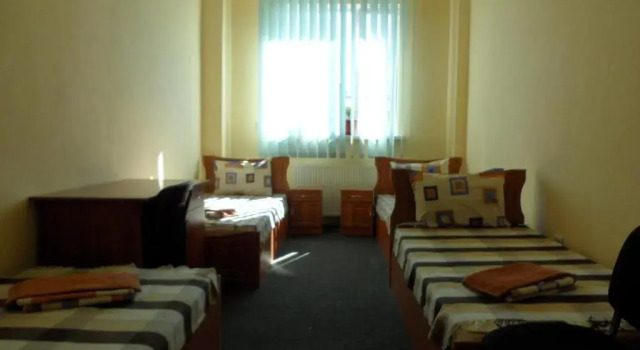 Camera quadrupla Economy Hostel Vitan