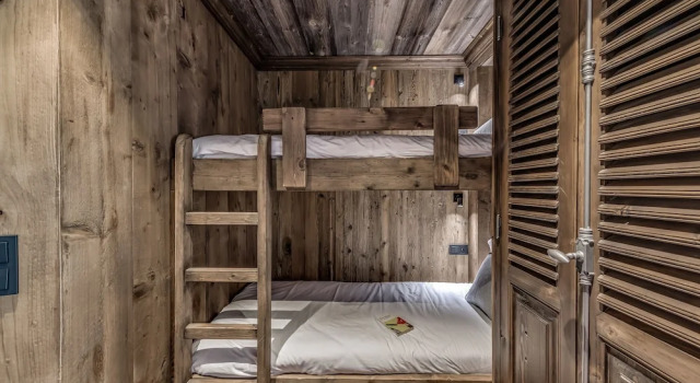 Четырёхместный номер Standard с балконом Hotel & Spa Le Val dIsère