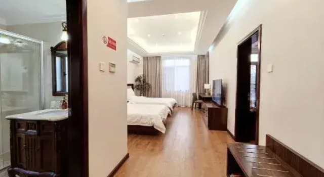 Люкс Fragrant Hills Holiday Business Hotel