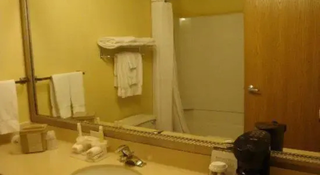 Четырёхместный номер Standard First Choice Inn at the Swell