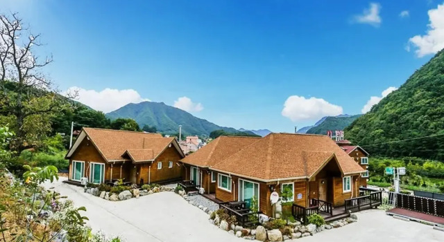 Muju Hodunamu Pension, Prenota Hotel Muju Jeollabuk-Do